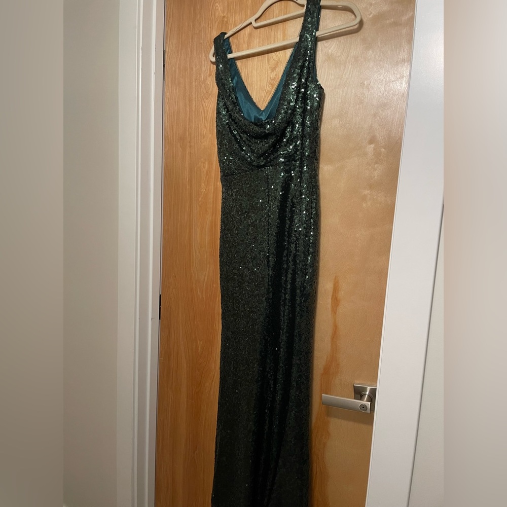 Revelry Dakota sequin dress, color emerald, size 6. - Picture 3 of 6